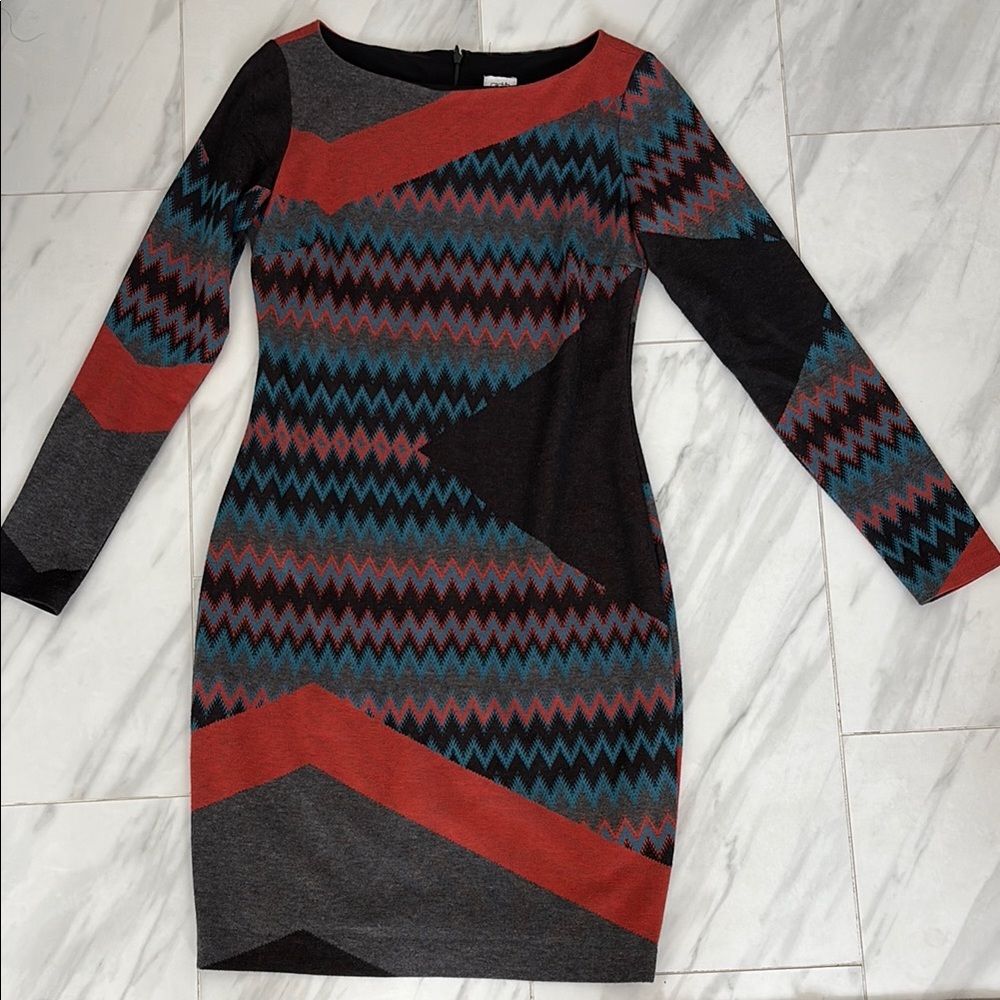 Cache Black and Red Sheath Dress Long Sleeve Bateau Neckline